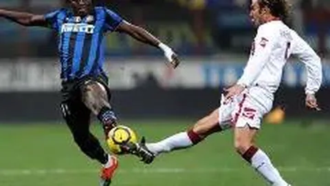 重庆母城喜迎渝超启幕，足球荣耀即将揭晓，谁能登顶巅峰？