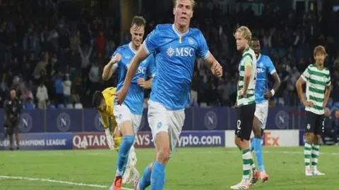 罗伊斯主场谢幕，助多特升至德甲第五席位